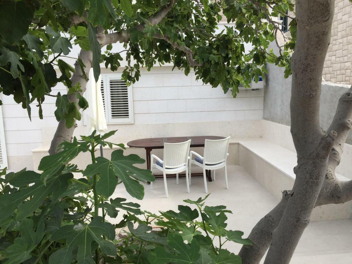 Apartmán Fig Tree Povlja  Exteriér fotografie